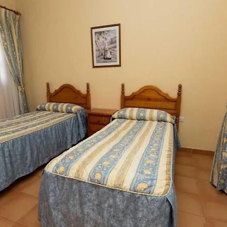 With Private Pool ,barbecue, Next The Sea In Beach Villa Caleta De Fuste