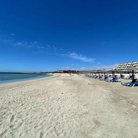 With Private Pool ,barbecue, Next The Sea In Beach Villa Caleta De Fuste