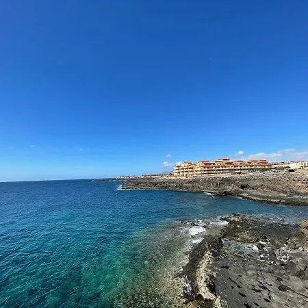 With Private Pool ,barbecue, Next The Sea In Beach