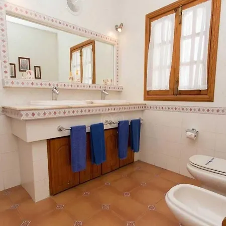 With Private Pool ,barbecue, Next The Sea In Beach